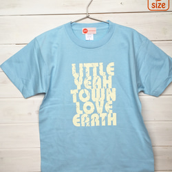 LOVE EARTH ライトブルー Tシャツ 1枚目の画像