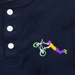 BMX 刺繍 ヘンリーネックTシャツ 2枚目の画像