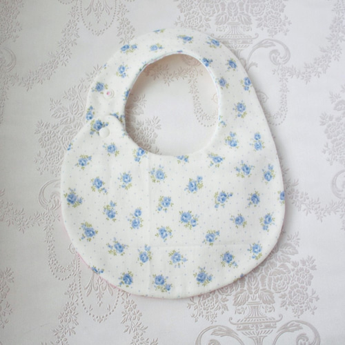 定番のラウンド型☆しっかり吸うスタイ☆しずくしとしと スタイ