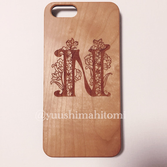 イニシャル「N」木製iPhoneケース 6/6S 1枚目の画像