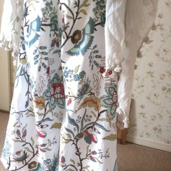 マキシスカートみたいな夏ワイドガウチョパンツ～ロング・赤花～ 2枚目の画像