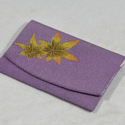 名刺・カードケース　正絹縮緬　紫地にかえで 1枚目の画像