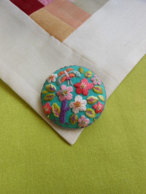 韓国刺繍ブローチ ブローチ BIRDCAFE 通販 1110159｜Creema