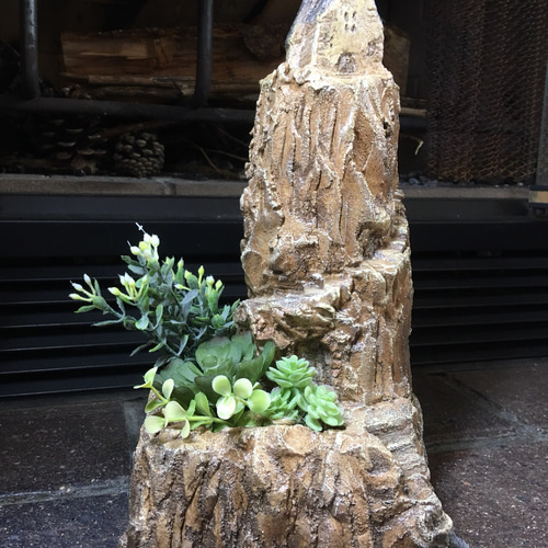 モルタルハウス底穴が空いています花器としても飾れますよ 断崖上の家 モルタルアート 植物ポット 一輪挿し・花瓶・花器