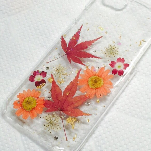 ホワイトフラワーがいっぱいの押し花iphoneケース/押し花ケース ホワイトフラワーがいっぱいの押し花iphoneケース/押し花ケース