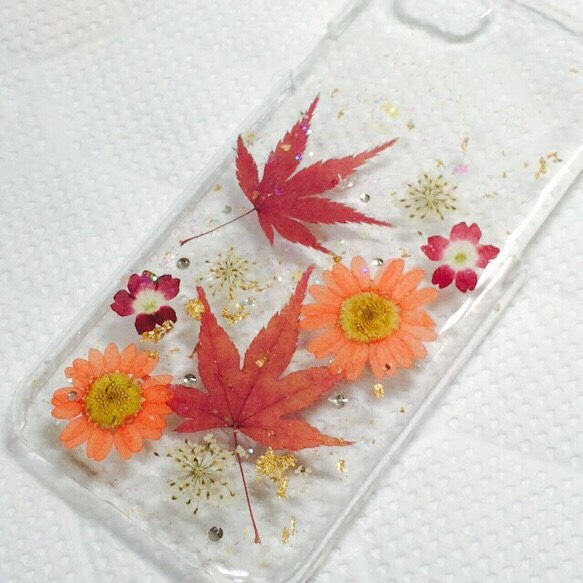 新作☆秋もみじ  紅葉押し花iPhoneカバー 1枚目の画像