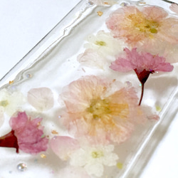 ★全機種対応★八重桜とさくらんぼの花の押し花スマホケース♪ 3枚目の画像