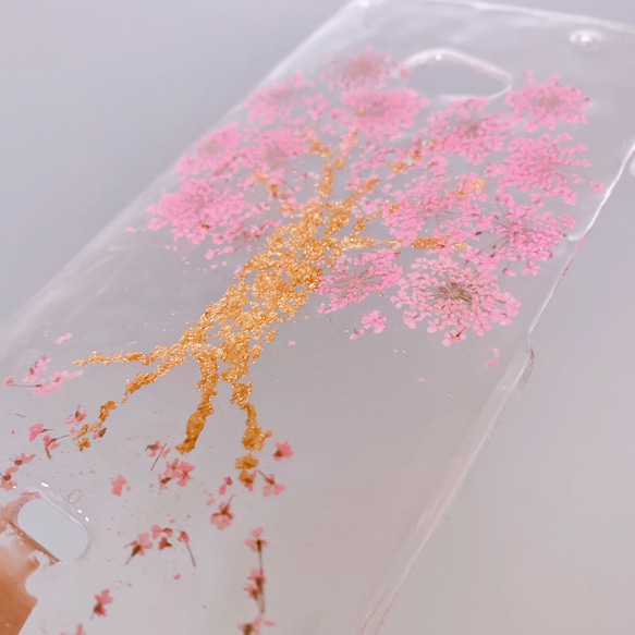 【全機種対応】桜の木押し花スマホカバーiPhone，Xperia，Galaxy，AQUOSらくらくフォンなど 3枚目の画像