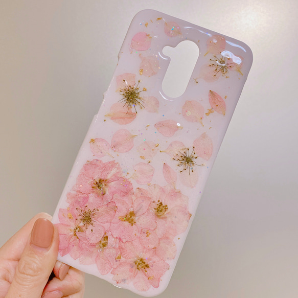 【全機種対応】押し花ケース♡ホワイトベースの春ピンク♡iPhone新機種からXperia GALAXYらくらくフォンなお 3枚目の画像