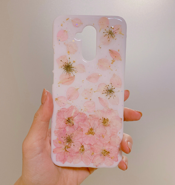 【全機種対応】押し花ケース♡ホワイトベースの春ピンク♡iPhone新機種からXperia GALAXYらくらくフォンなお 6枚目の画像