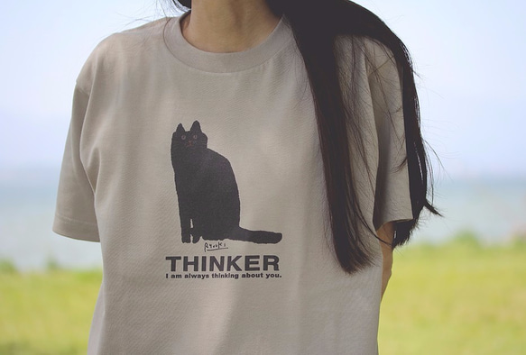 黒猫Tシャツ【半袖：シルバーグレー：Sサイズ】 1枚目の画像