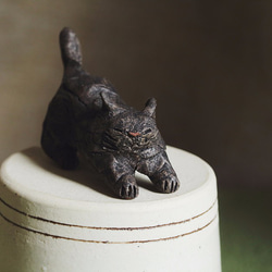 黒猫ノビ【猫_190】 2枚目の画像