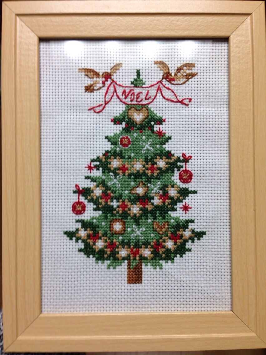 lienci_embroidery | . 去年買ったヴェロニクさんのクリスマス