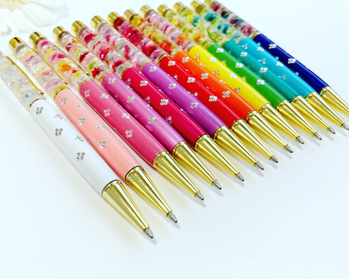 ❤︎ハーバリウムボールペン５０本とクリップ15個他色々ダイルセット１点限定特別品 1_1b0573573774da0e5b85c5951a90