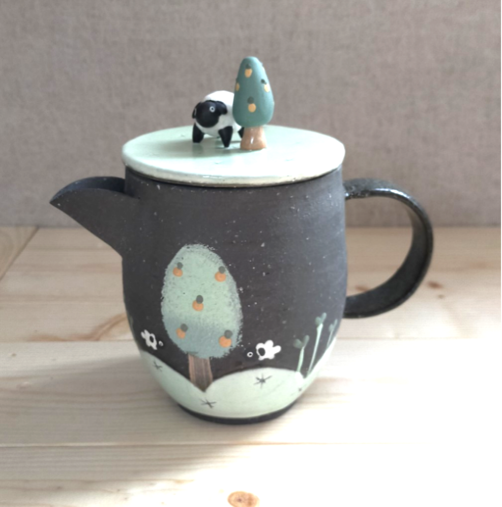 羊＆木のティーポット