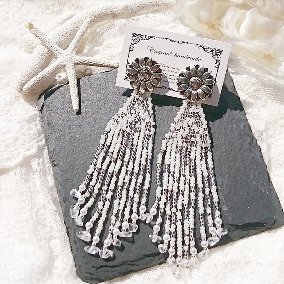 DAISY concho × beads チタンピアス 1枚目の画像