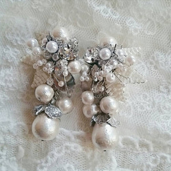 Beads flower × cotton pearl pierce (silver) 2枚目の画像