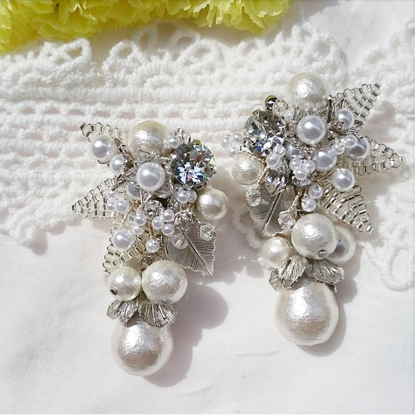 【再販】Beads flower × cottonpearl earring（silver×silver） 2枚目の画像