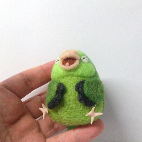 インスタkさん用取引ページ・マメルリハ【笑い転げる爆笑インコ】羊毛  