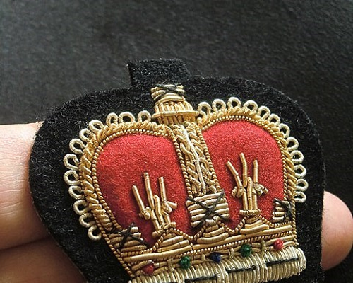 入手困難 】シュプリーム 刺繍 バックロゴ アーチロゴ ジャージ
