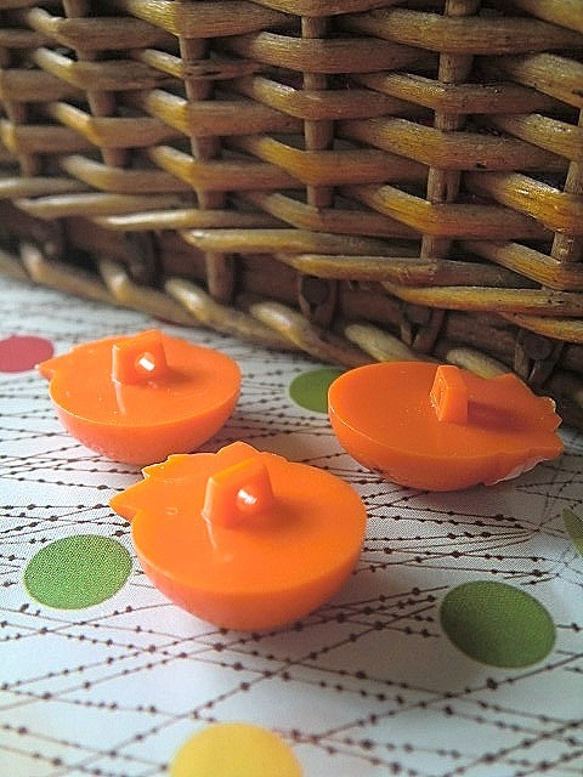 フレッシュオレンジ　ヴィンテージボタン 4枚目の画像