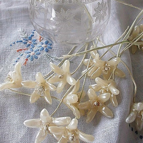 布花作品♡アンティークワックスフラワー ワックスフラワー アンティークのパーツ ヘッドドレス オレンジの花