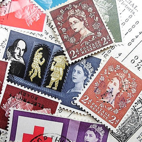 外国切手　イギリス切手　エリザベス女王 使用済切手 赤 50枚以上 イギリスの切手・2022年・エリザベス女王追悼（4）