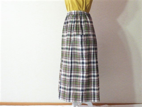 マドラスチェックのスカートみたいなワイドパンツ 6枚目の画像