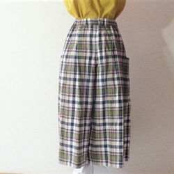マドラスチェックのスカートみたいなワイドパンツ 7枚目の画像