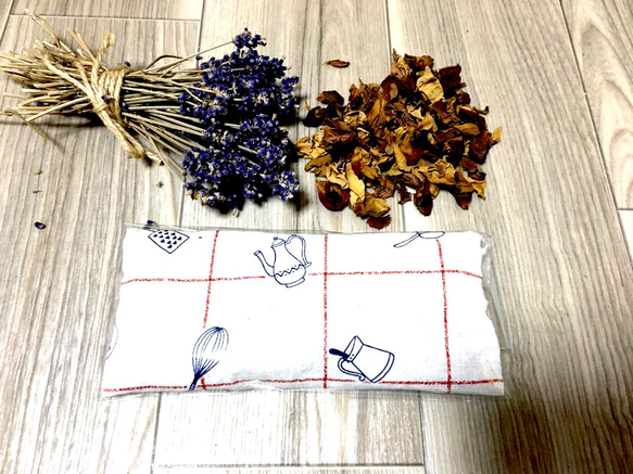 【送料無料】azuki eye pillow* lavender or rose 1枚目の画像