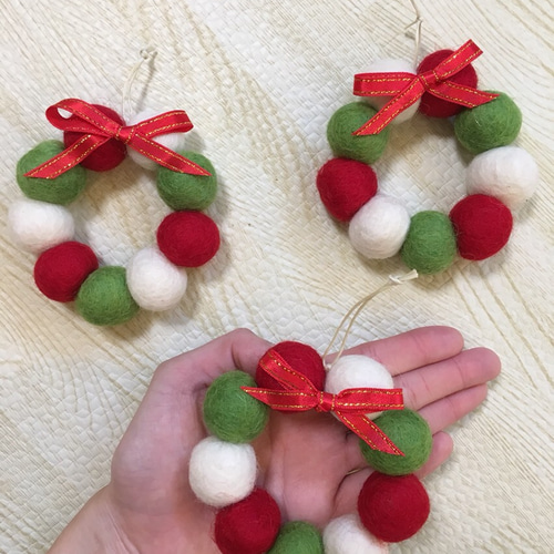 クリスマス 羊毛フェルトボール ミニリース リース jackey1026