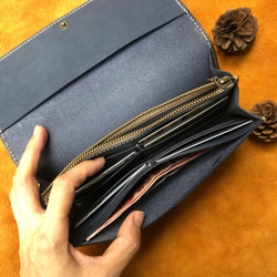 エレガントな青い長財布・レザー製財布 5枚目の画像