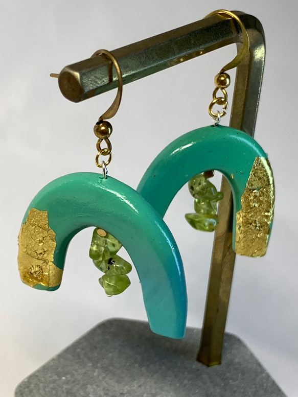 大地的藝術-天然水晶設計師系列 耳環 耳飾 橄欖石 金箔 軟陶 第6張的照片