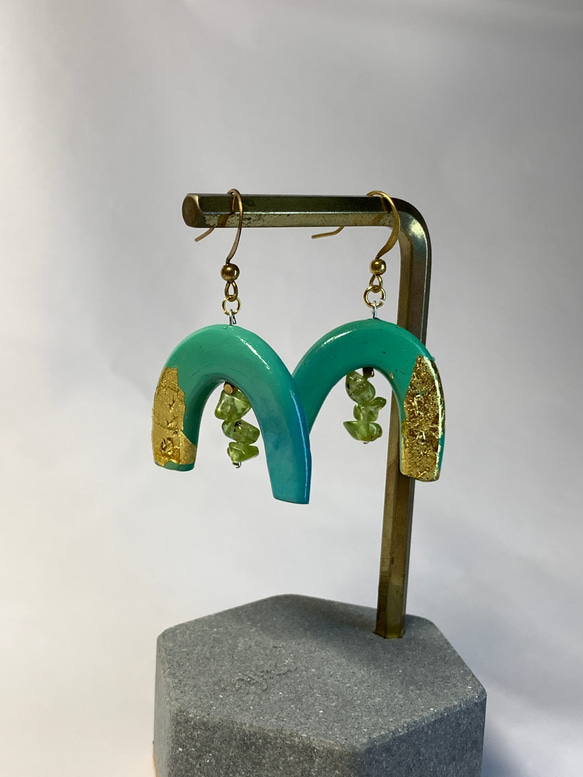 大地的藝術-天然水晶設計師系列 耳環 耳飾 橄欖石 金箔 軟陶 第5張的照片