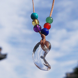 お守り気分で 勾玉ネックレス♪ 7色の天然石で運勢アップを願います