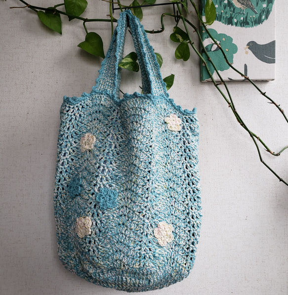 模様編みのバケツ型バッグ 2枚目の画像