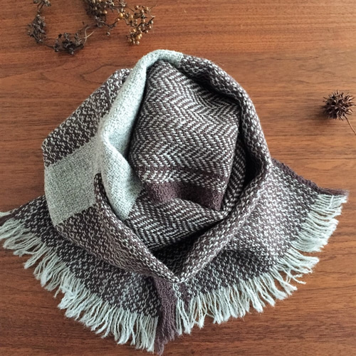 手織り天然素材デンマークウールのマフラー マフラー ichi.co 通販