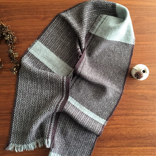 手織り天然素材デンマークウールのマフラー マフラー ichi.co 通販