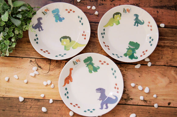 新春SALE ♡ ダイナソーのリムプレート 食器・家具 to-moo 通販  