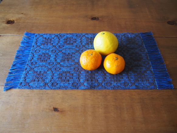 手織りの敷物　模様織（茶色・紺） 3枚目の画像