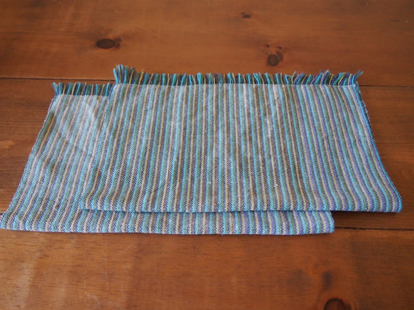 【kira様オーダー分】手織の敷物（ランチョンマット）　平織（青系・淡いグレー） 1枚目の画像