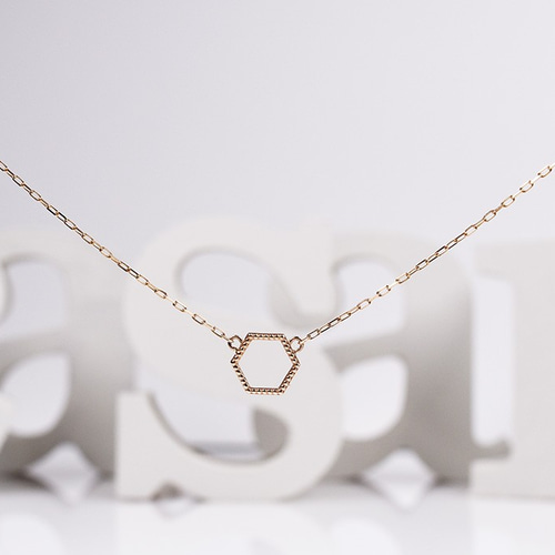 K10YGネックレス【SUKASHI KIKKO / 透かし亀甲】（N10076Y) ネックレス