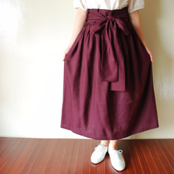 新品⭐️ CANESSA ワインレッド ロングスカート カシミヤ100% タグ付き ソフトサテンロングスカート 赤 L 18497 アーテック 運動会