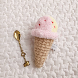 もふもふアイスクリームラトル（ストロベリーケーキ） 2枚目の画像