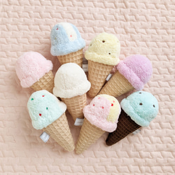 もふもふアイスクリームラトル（ストロベリーケーキ） 5枚目の画像