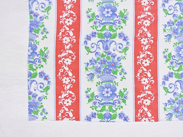 東欧ヴィンテージ生地　ストライプお花柄 （青×白） 1枚目の画像
