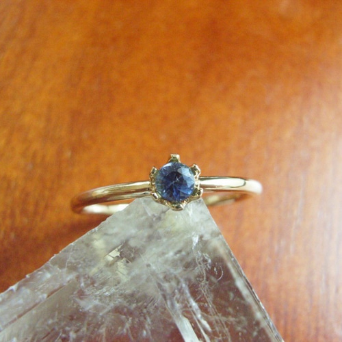 K18 3mmライトブルーサファイアリング 指輪・リング フラワーストーン