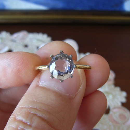 K18グレーイッシュスピネルリング 指輪・リング フラワーストーン