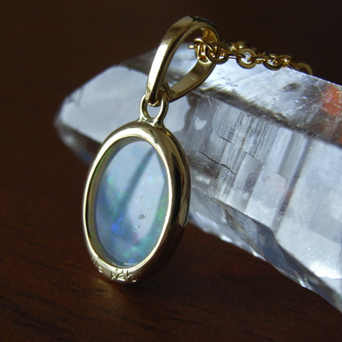 K18ホワイトオパールペンダントトップ3 ペンダントトップ