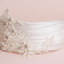 古典新娘帽子連面紗Bird cage veil －真絲面料 － 蕾絲配飾 第4張的照片